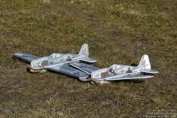 Dwa halowe modele FW-190